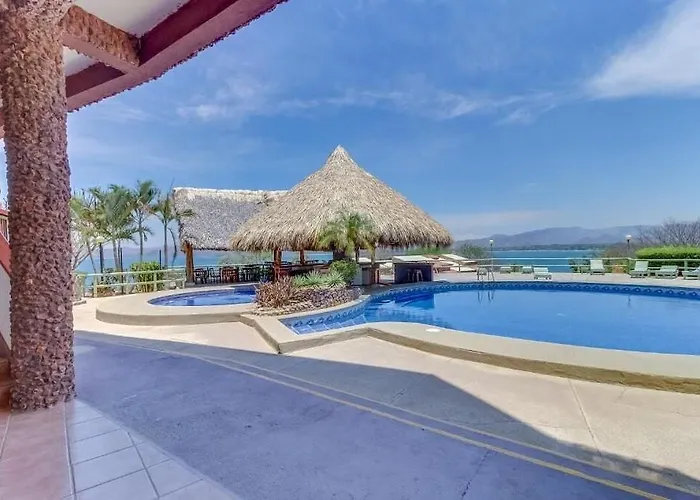 Hotel Flamingo Marina 4*