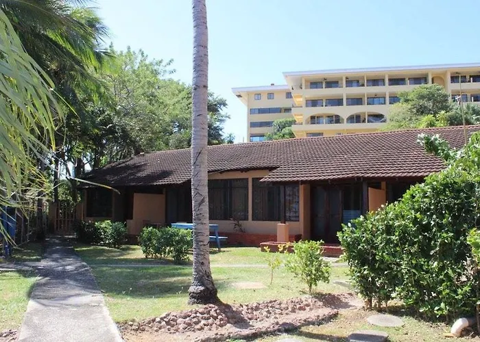 Hotel Flamingo Marina 4*