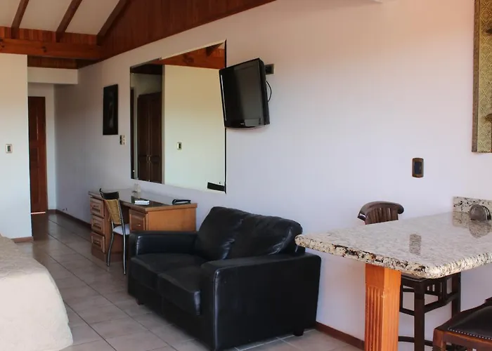 Hotel Flamingo Marina 4*