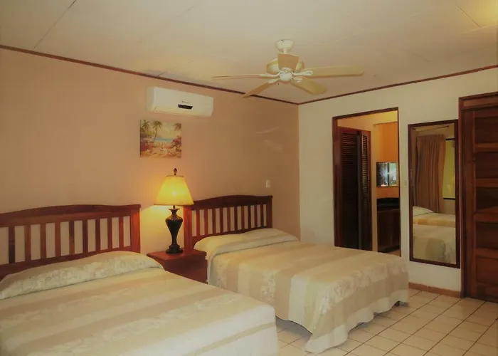 Hotel Flamingo Marina